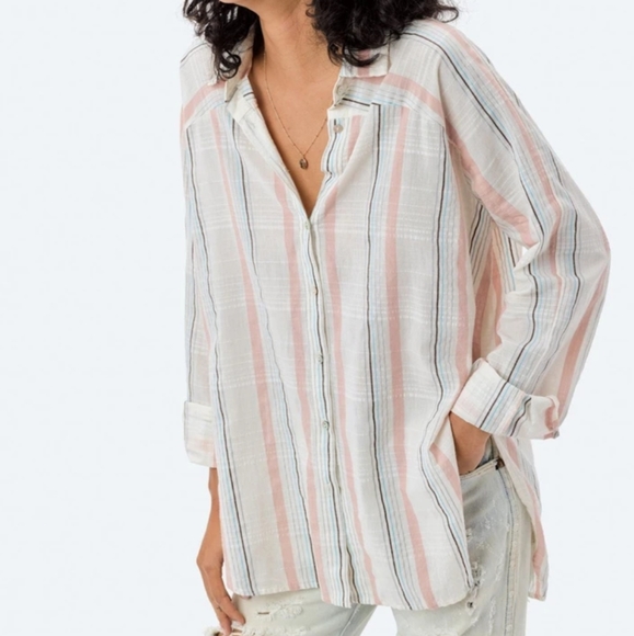 🌲 NWT Lovestitch tie top - Picture 3 of 7